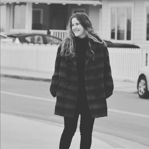 Meet your Posher, Jennie